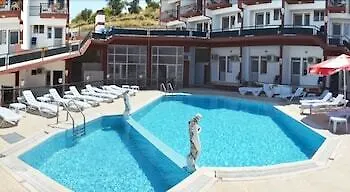 Grand Ruya فندق Çeşme