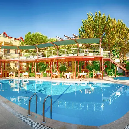 ホテル Grand Ruya Çeşme